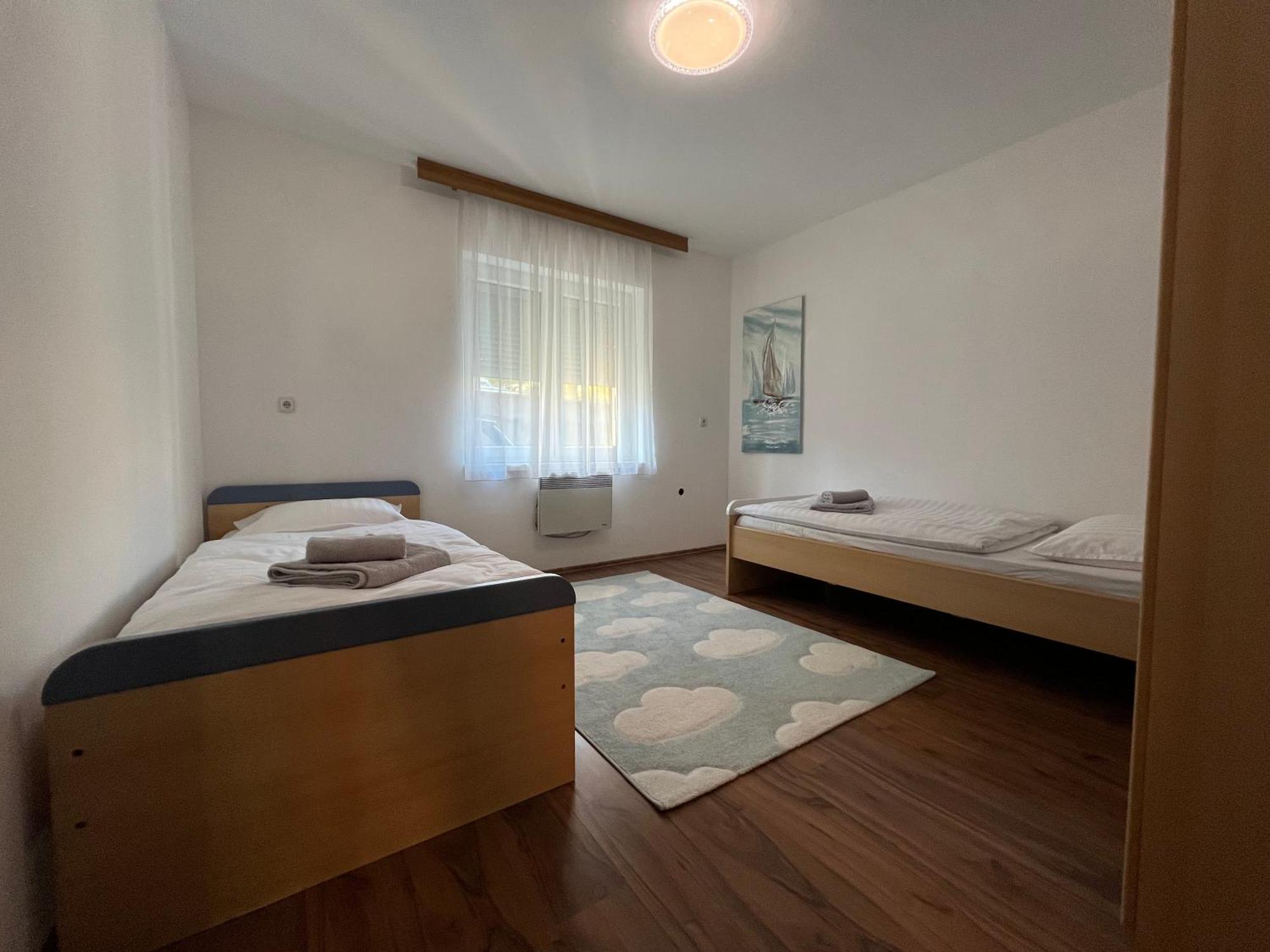 Apartment Lucija "Pet Friendly" Crikvenica Buitenkant foto
